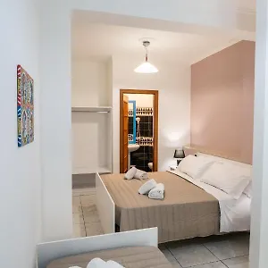 Ada , Giardini Naxos Olaszország