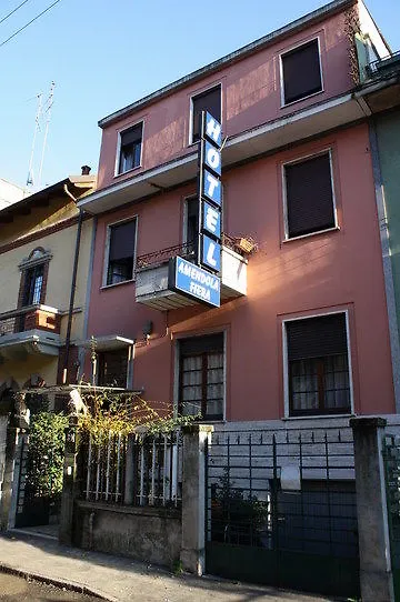 Hotel Amendola Fiera Milan